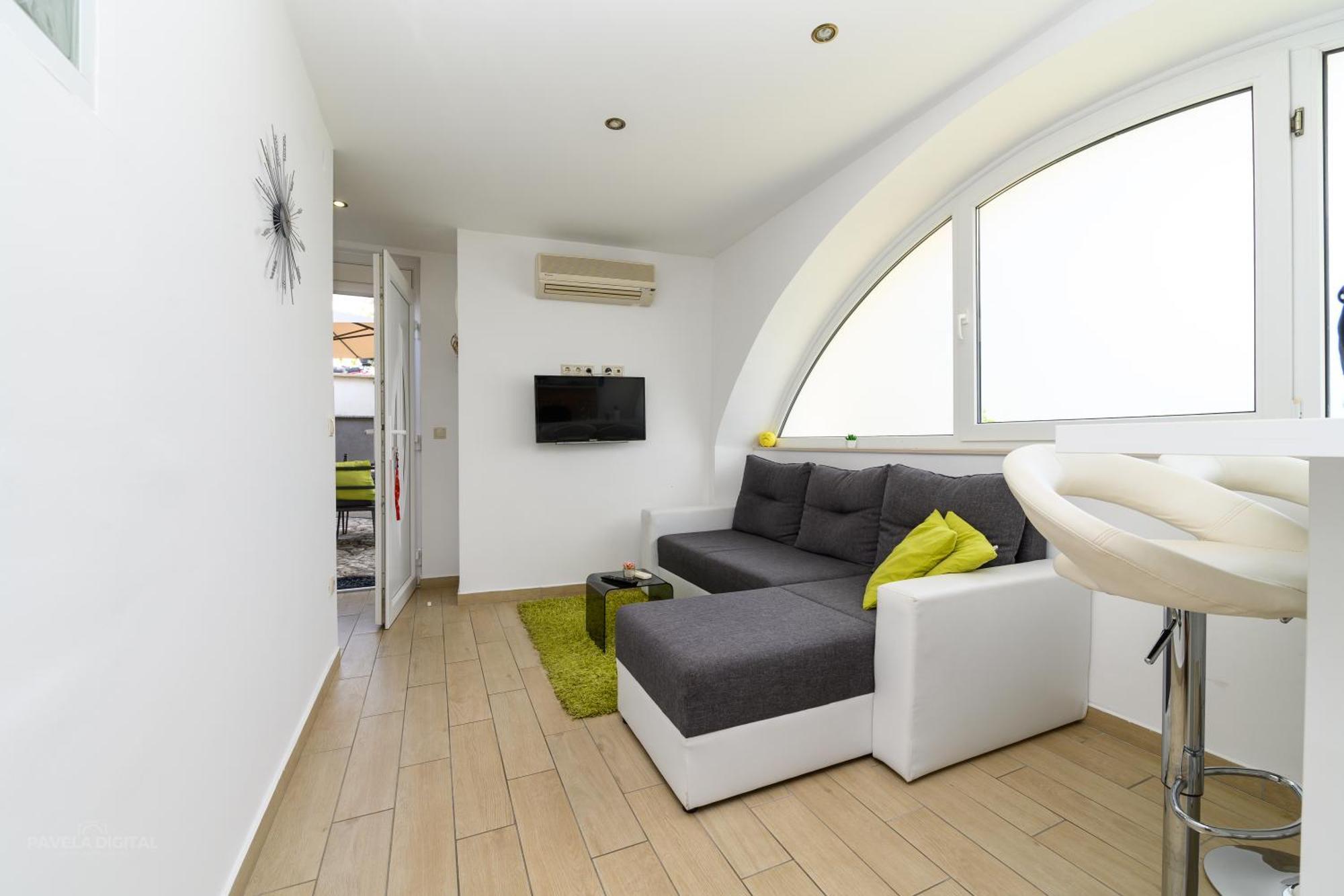 Apartments Maksim And Timon Đảo Krk Ngoại thất bức ảnh