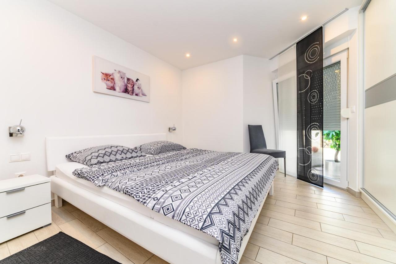 Apartments Maksim And Timon Đảo Krk Ngoại thất bức ảnh