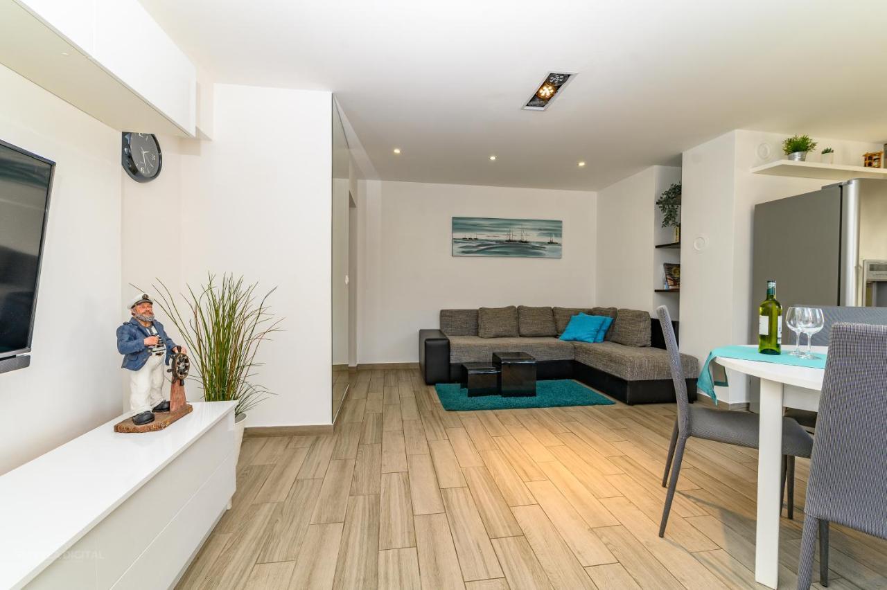 Apartments Maksim And Timon Đảo Krk Ngoại thất bức ảnh