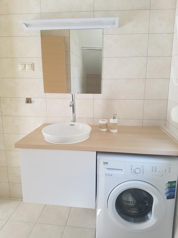 Apartments Maksim And Timon Đảo Krk Ngoại thất bức ảnh
